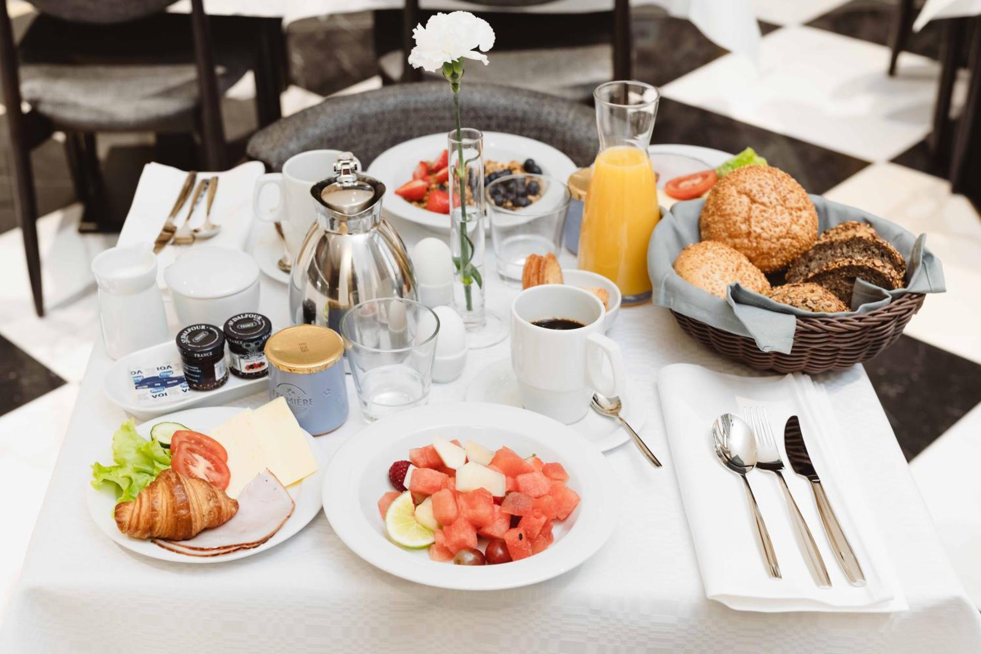 Hotel Bastian Helsinki Luaran gambar